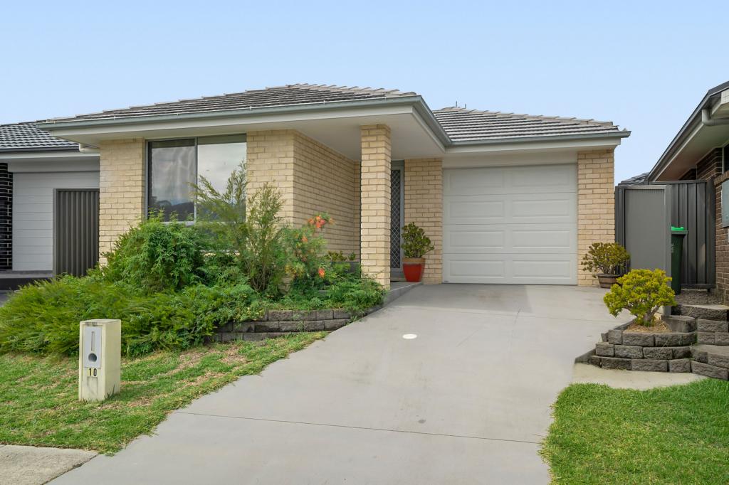 10 Cadogan Cres, Woongarrah, NSW 2259