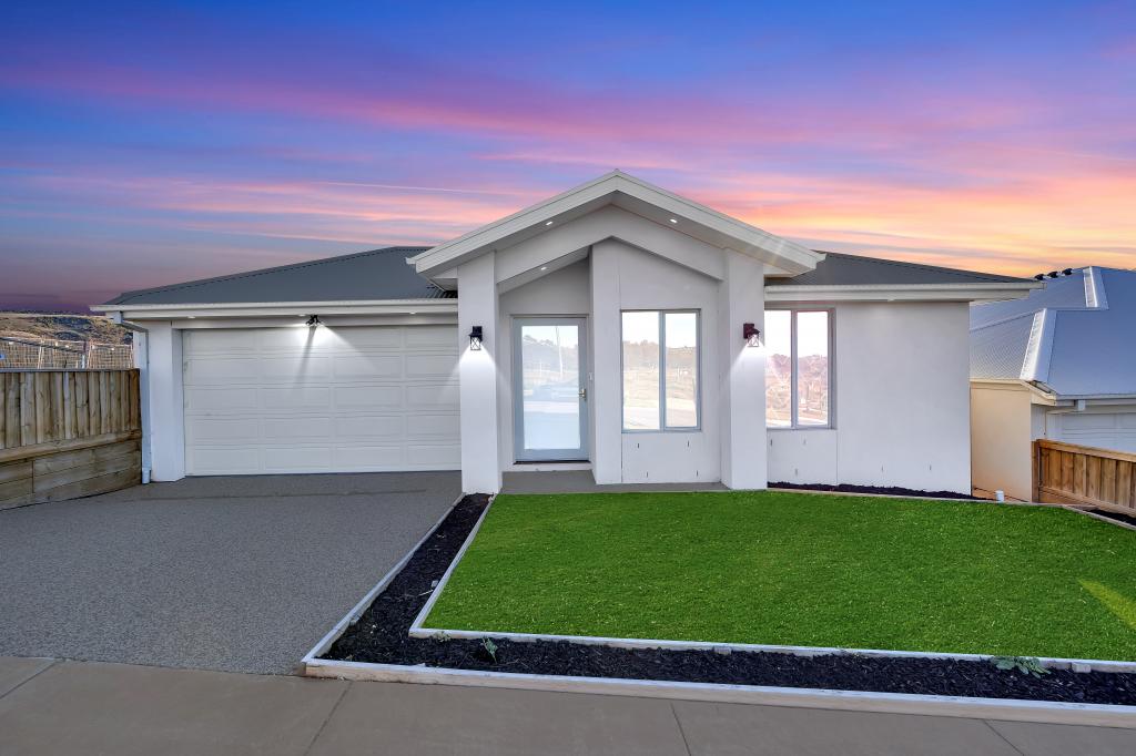 6 PLATT DR, MADDINGLEY, VIC 3340