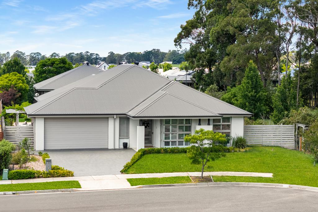 19 CONNOLLY CL, RENWICK, NSW 2575