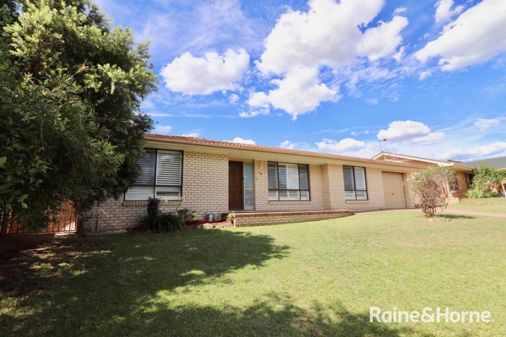 65 Tandora St, Kelso, NSW 2795