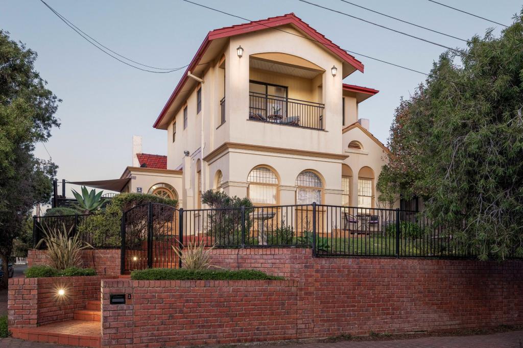 1 Gurrs Rd, Brighton, SA 5048