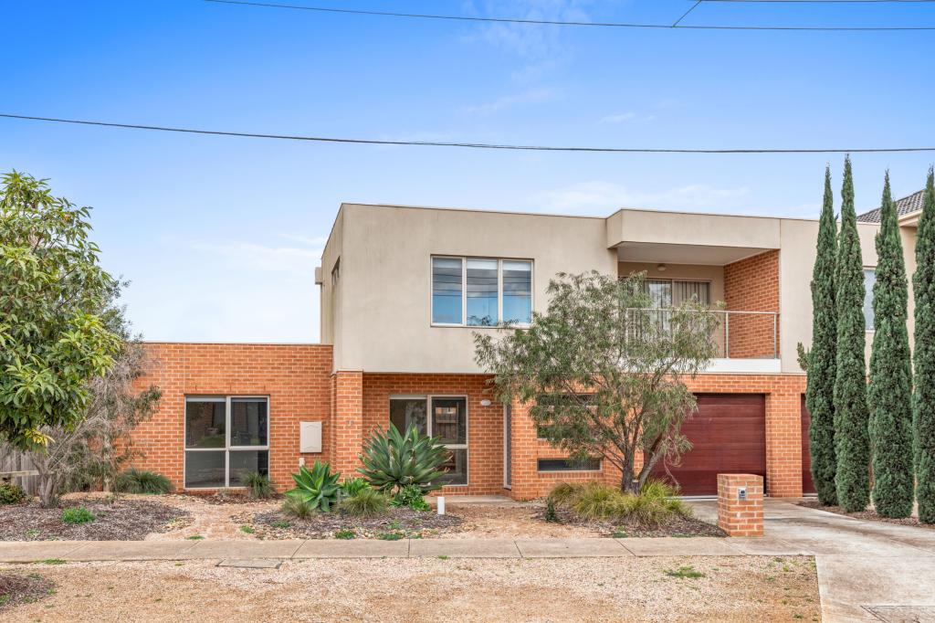 1/72 Chirnside Ave, Werribee, VIC 3030