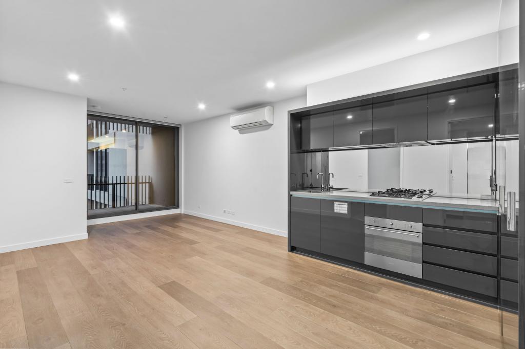 307/67 GALADA AVE, PARKVILLE, VIC 3052