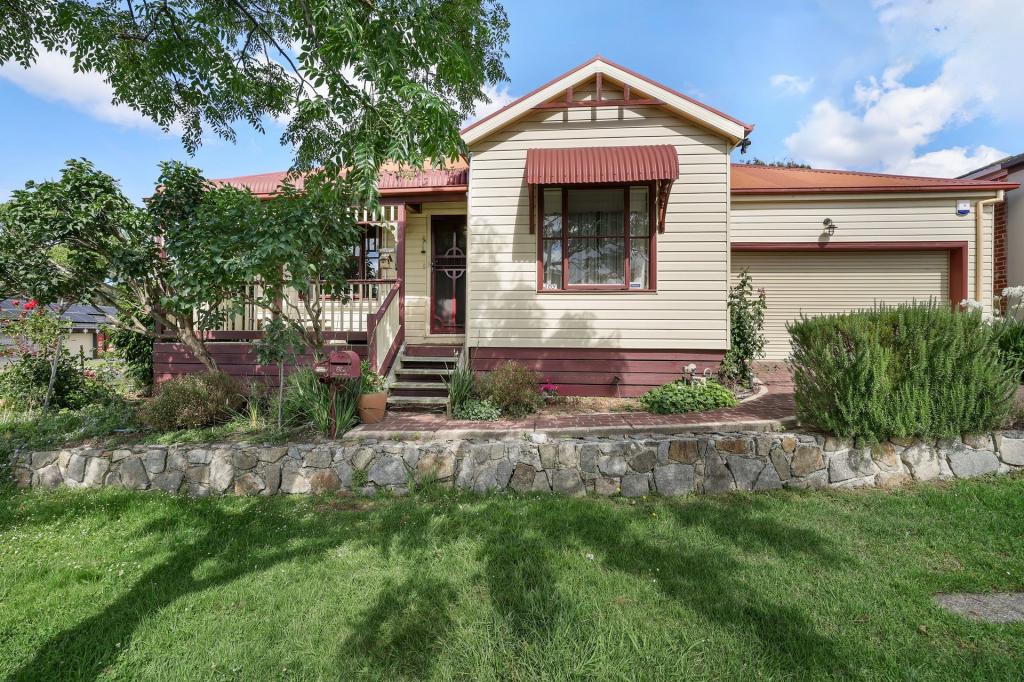 2 Lavender Pl, Berwick, VIC 3806