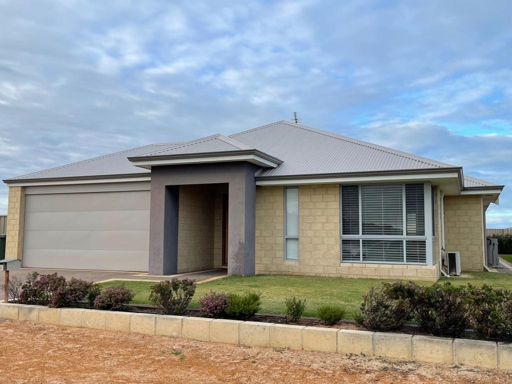 102 North Shore Dr, Dongara, WA 6525