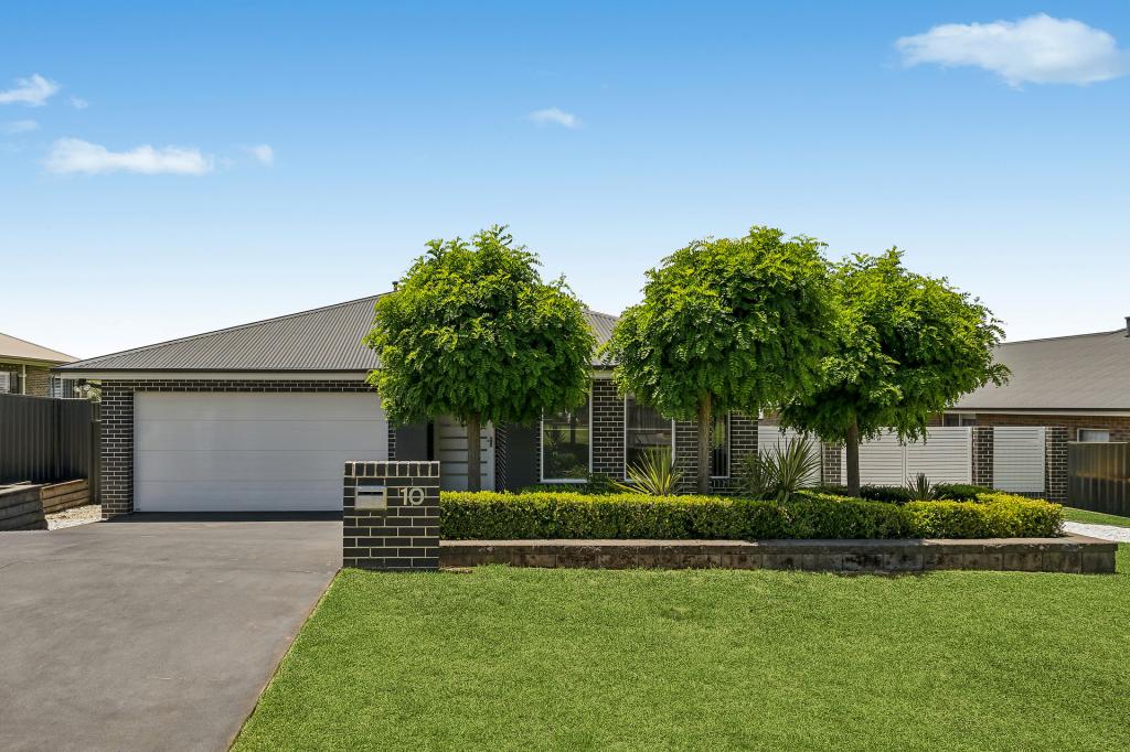 10 MARIPOSA ST, ORANGE, NSW 2800