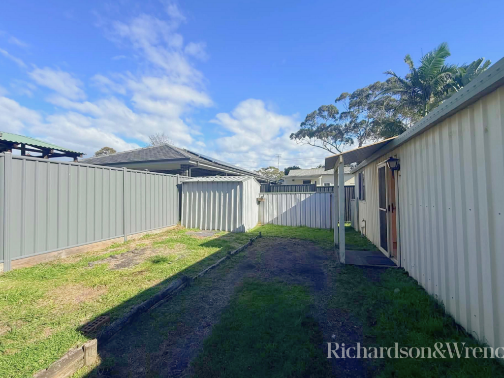52A COLLAREEN ST, ETTALONG BEACH, NSW 2257