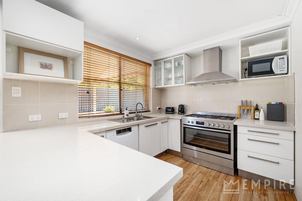 12 Sowden Dr, Samson, WA 6163