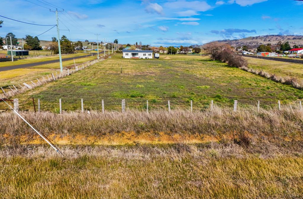 2 Park St, Ross, TAS 7209