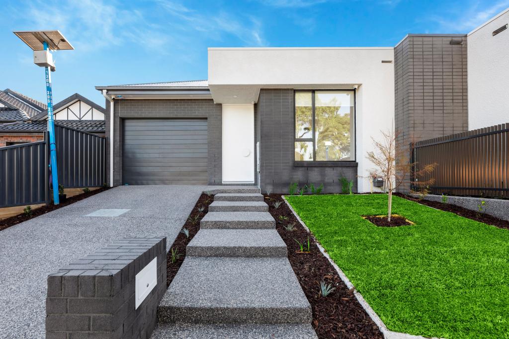 12a Golf Links Dr, Mill Park, VIC 3082