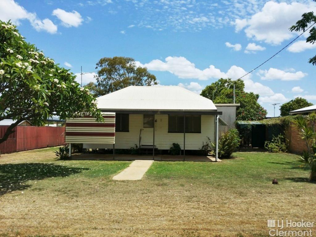 30 Monash St, Clermont, QLD 4721