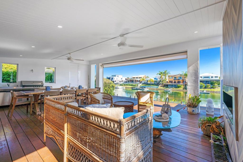 20 Claymore Cres, Bundall, QLD 4217