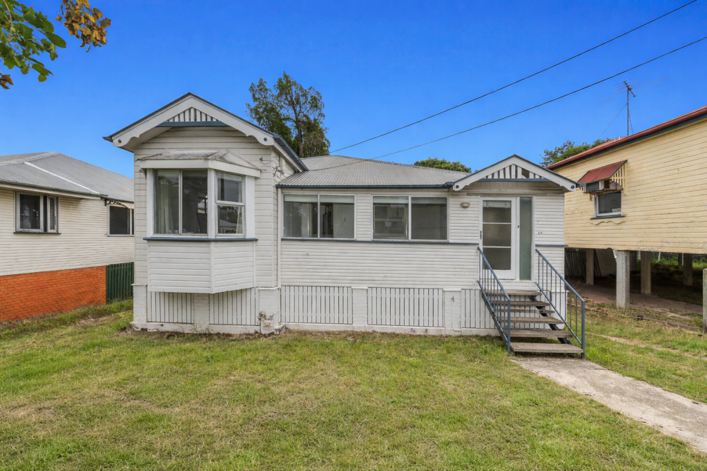 17 Maygar St, Windsor, QLD 4030