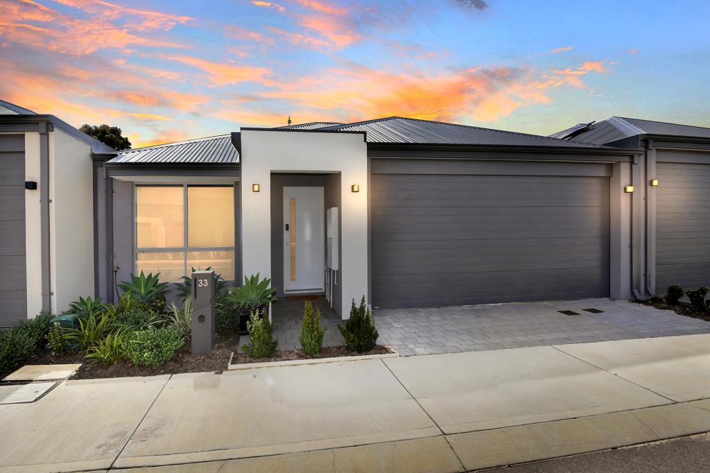 33 PLUNKETT TURN, CANNING VALE, WA 6155