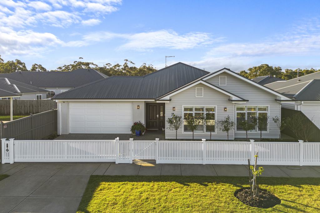 18 Haines St, New Gisborne, VIC 3438