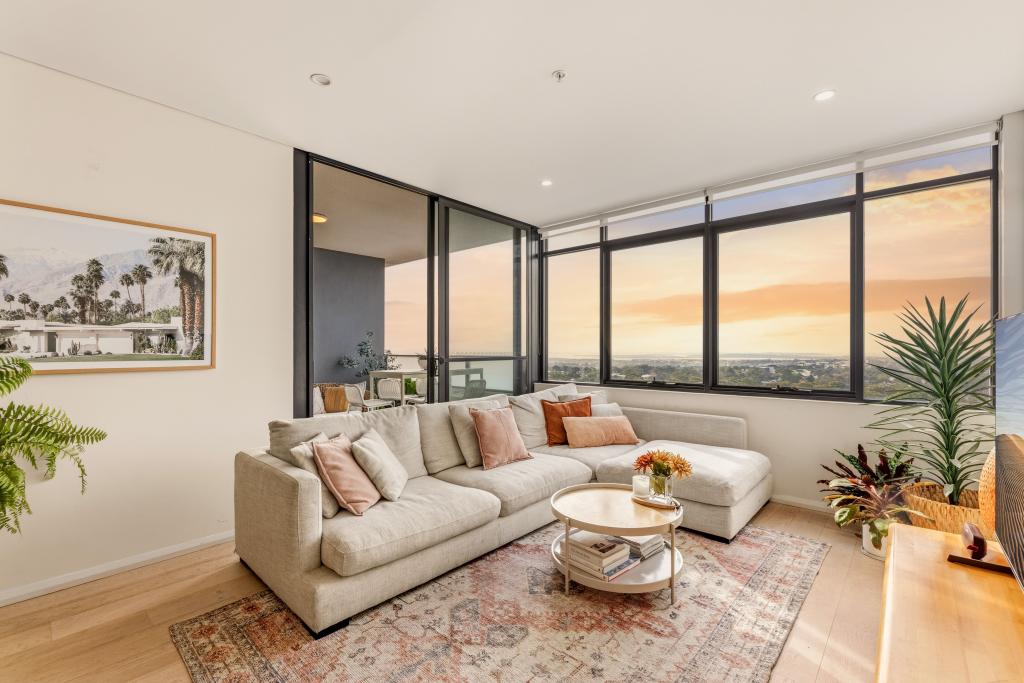 804/10 Village Pl, Kirrawee, NSW 2232