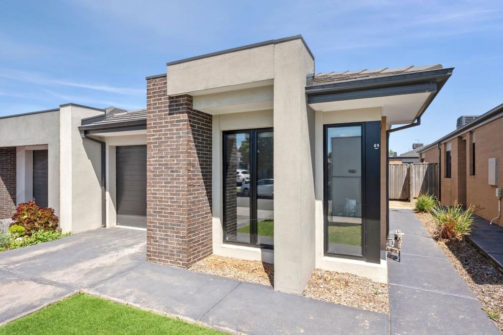 52 Wurrook Cct, North Geelong, VIC 3215