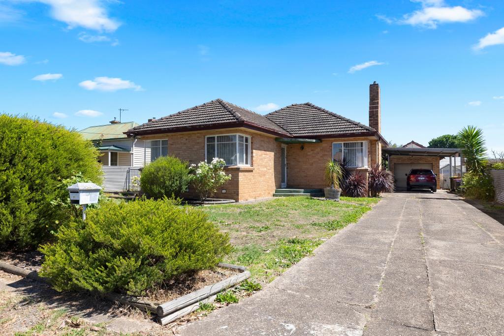 99 Moore St, Ararat, VIC 3377