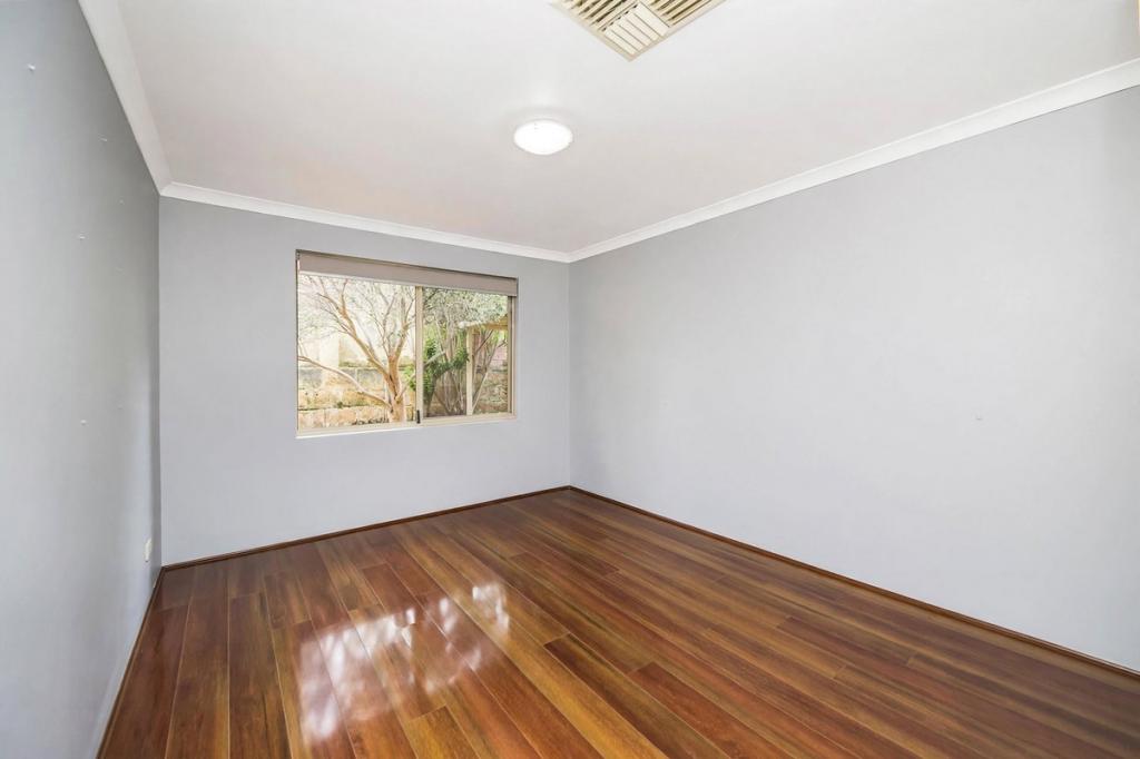 13 Ensign Dr, Swan View, WA 6056