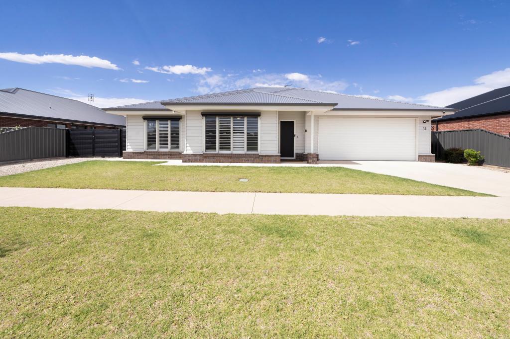12 Bramble Dr, Swan Hill, VIC 3585