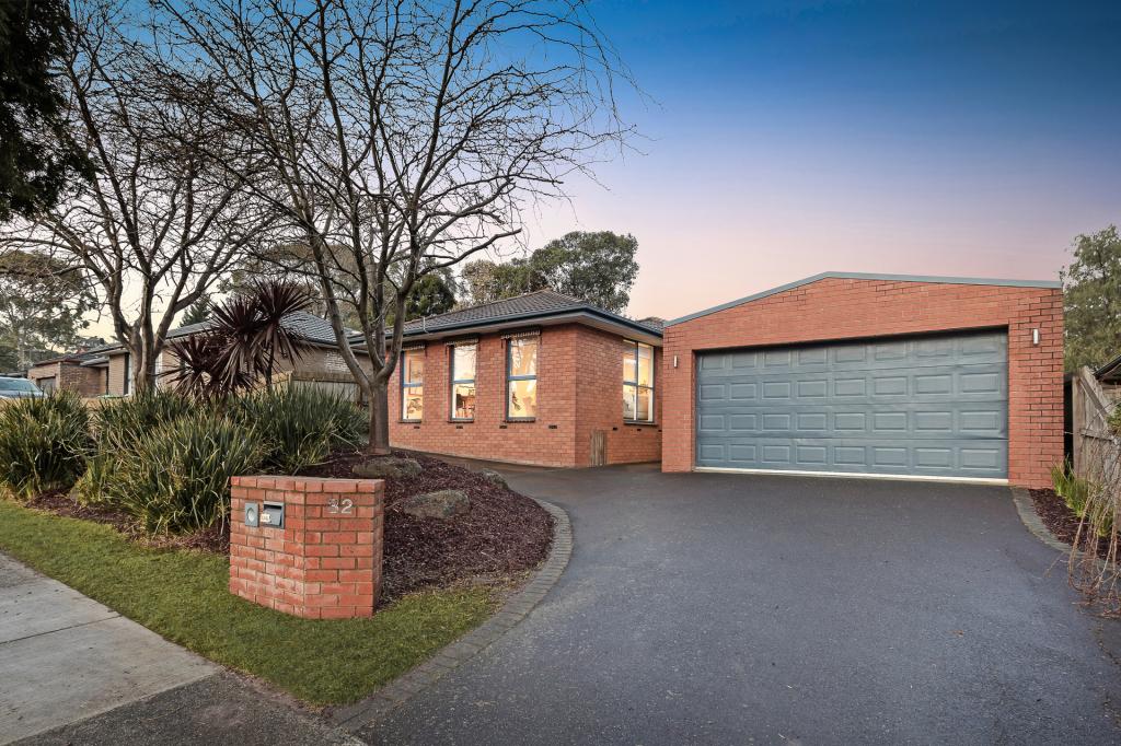 32 Orna St, Ferntree Gully, VIC 3156