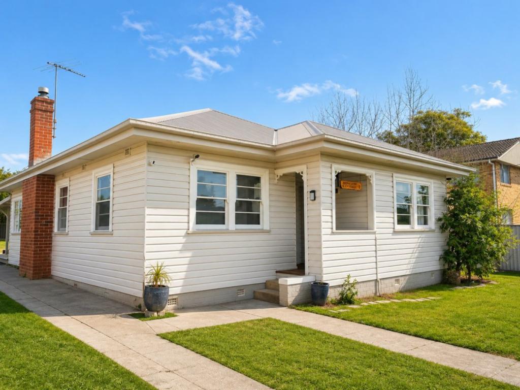 4 Edward St, South Tamworth, NSW 2340