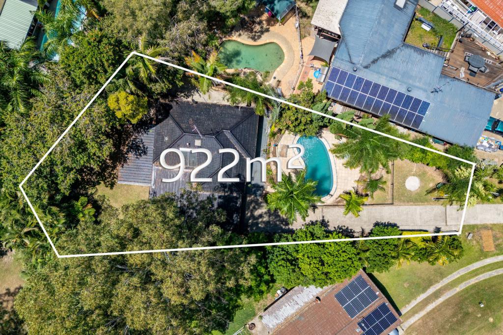 9 Galli Cres, Carrara, QLD 4211