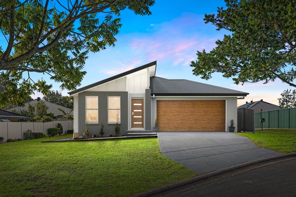 7 Stringybark Cl, Fletcher, NSW 2287