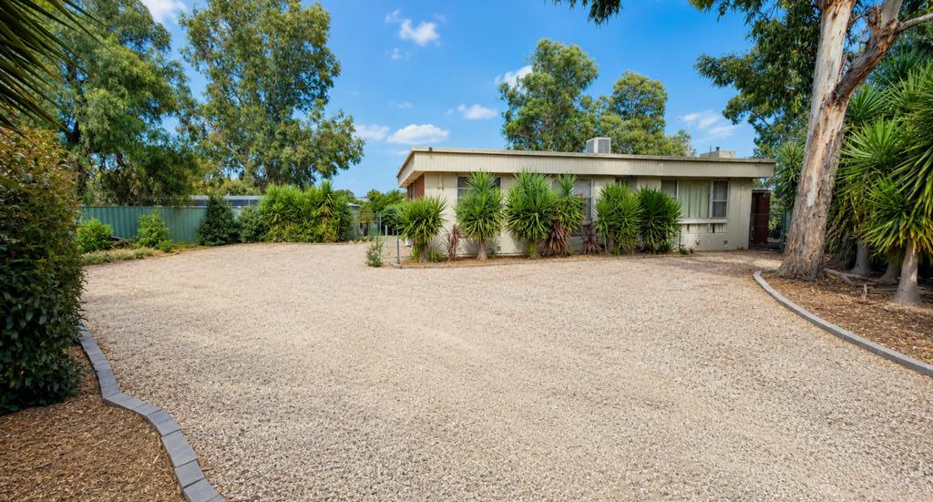19 Taylor St, Epsom, VIC 3551