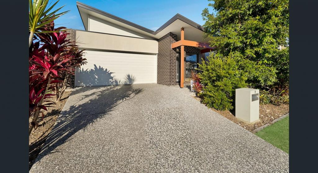 7 OSPREY ST, REDBANK PLAINS, QLD 4301