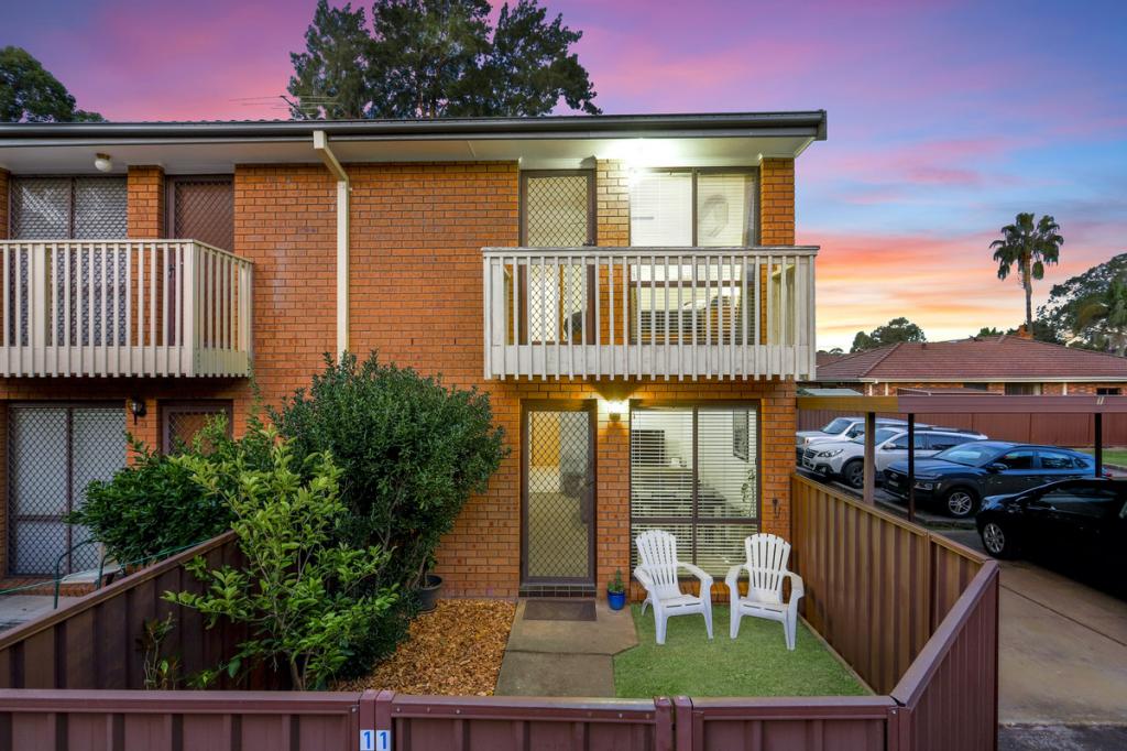 11/4 Highfield Rd, Quakers Hill, NSW 2763