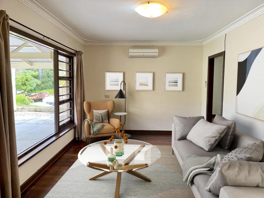 1 Barron Way, Orelia, WA 6167