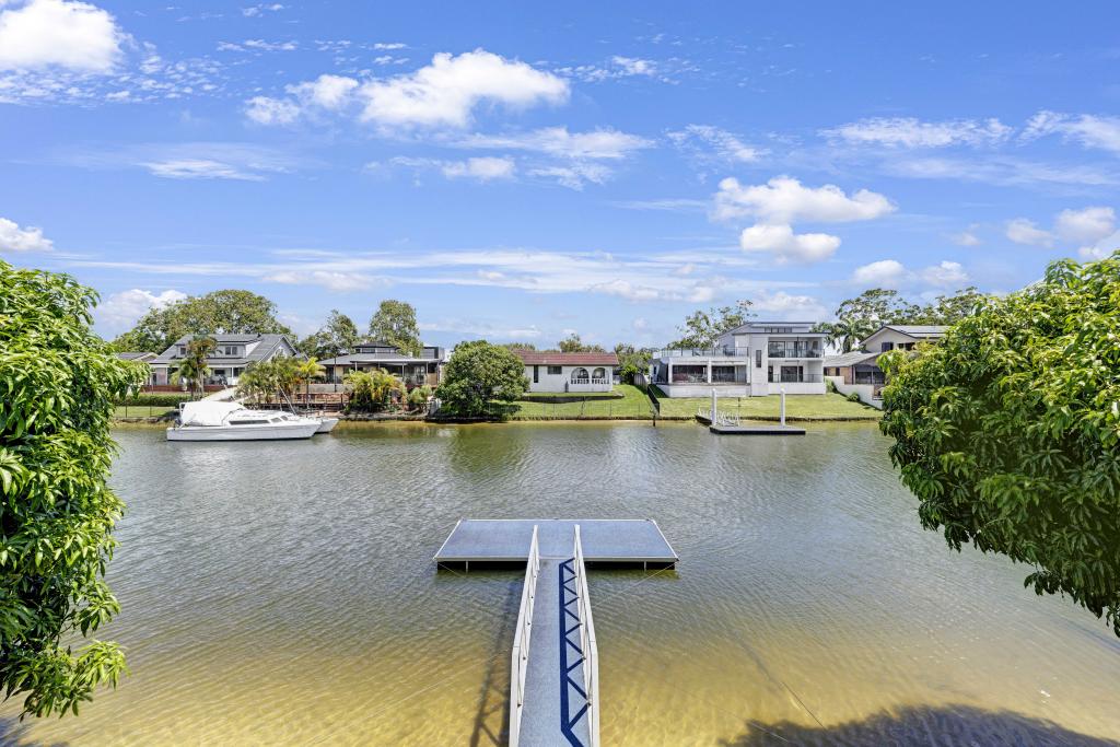 16 Namatjira Ct, Broadbeach Waters, QLD 4218