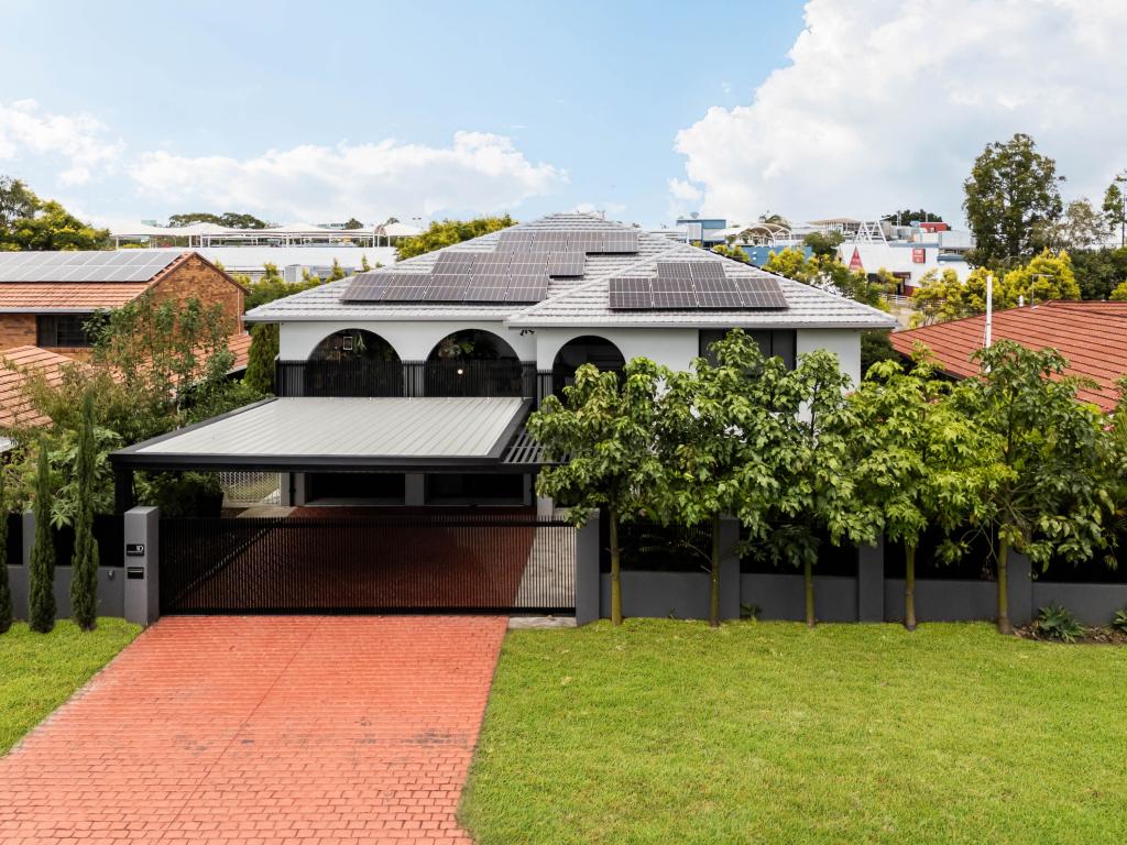 10 COSMIC ST, ROBERTSON, QLD 4109