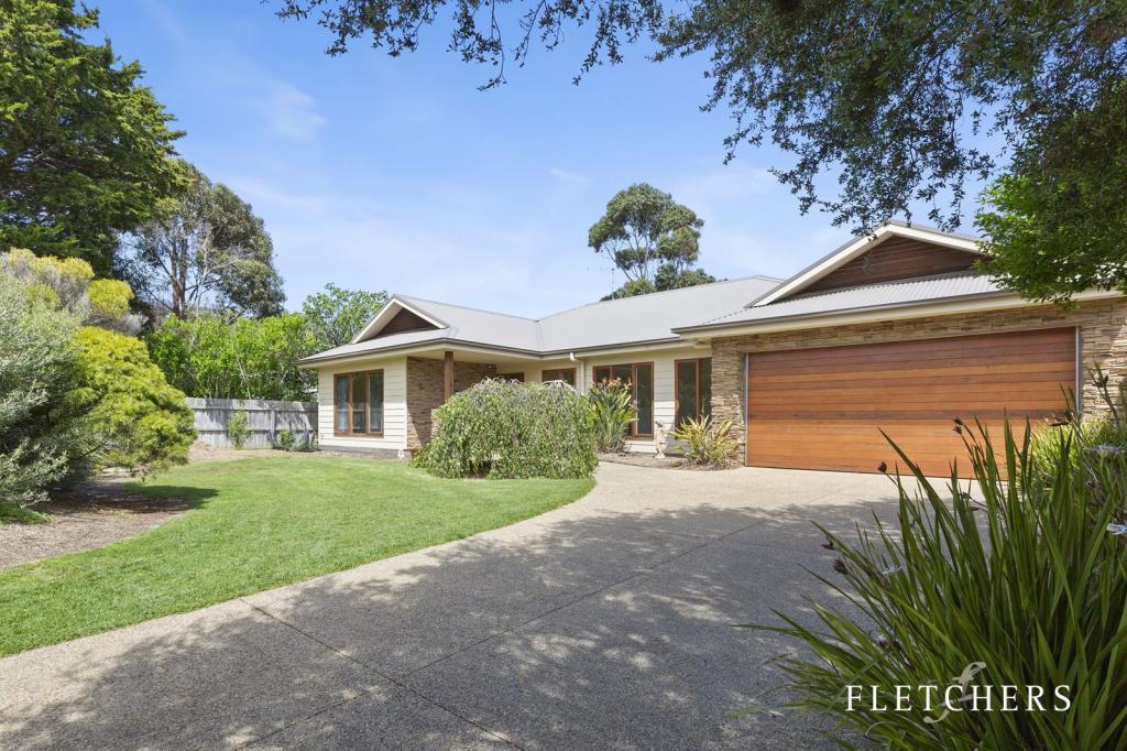 3 Wagstaff St, Rye, VIC 3941