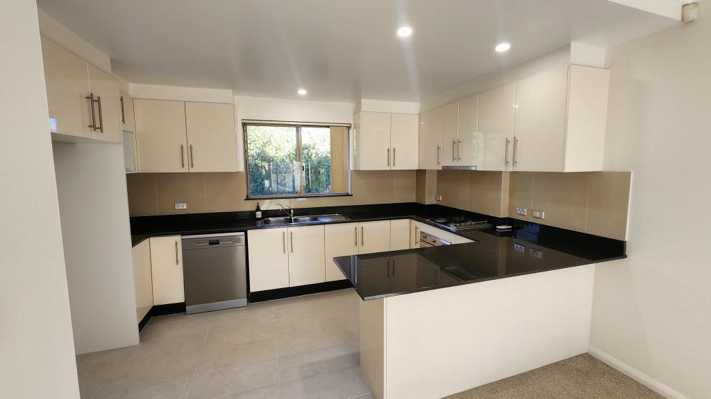39/4-6 Mercer St, Castle Hill, NSW 2154