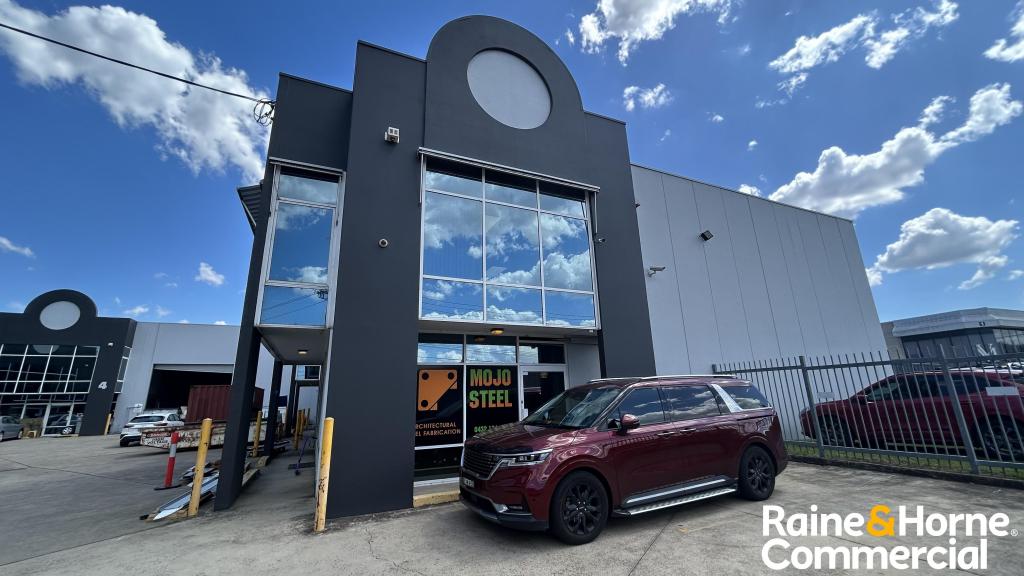 6/6-8 Mitchell Rd, Moorebank, NSW 2170