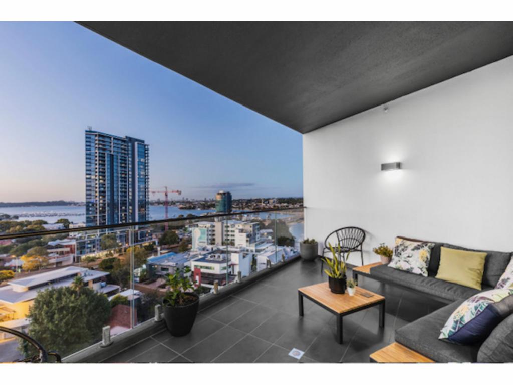 1101/63 Kishorn Rd, Mount Pleasant, WA 6153