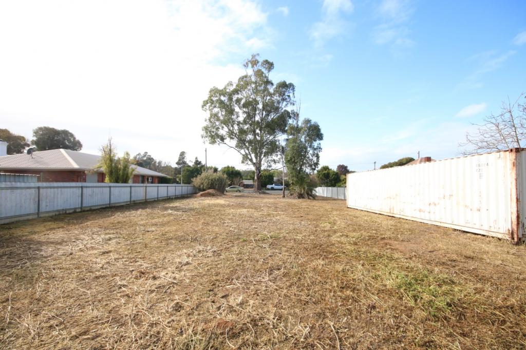 27 Hervey St, Elmore, VIC 3558