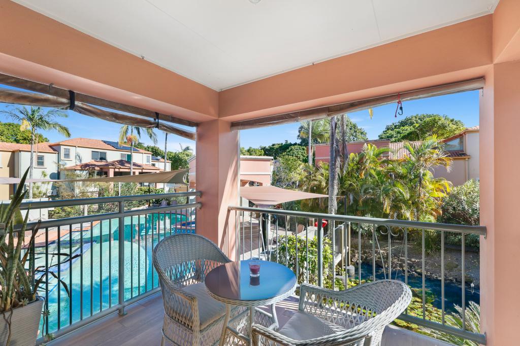82/20 Fairway Dr, Clear Island Waters, QLD 4226