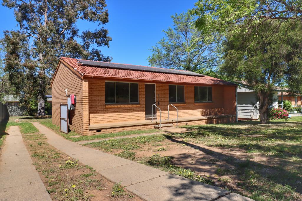 36 Pridham St, Cowra, NSW 2794