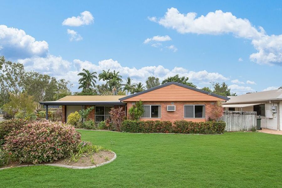 8 Winston Cres, Kirwan, QLD 4817