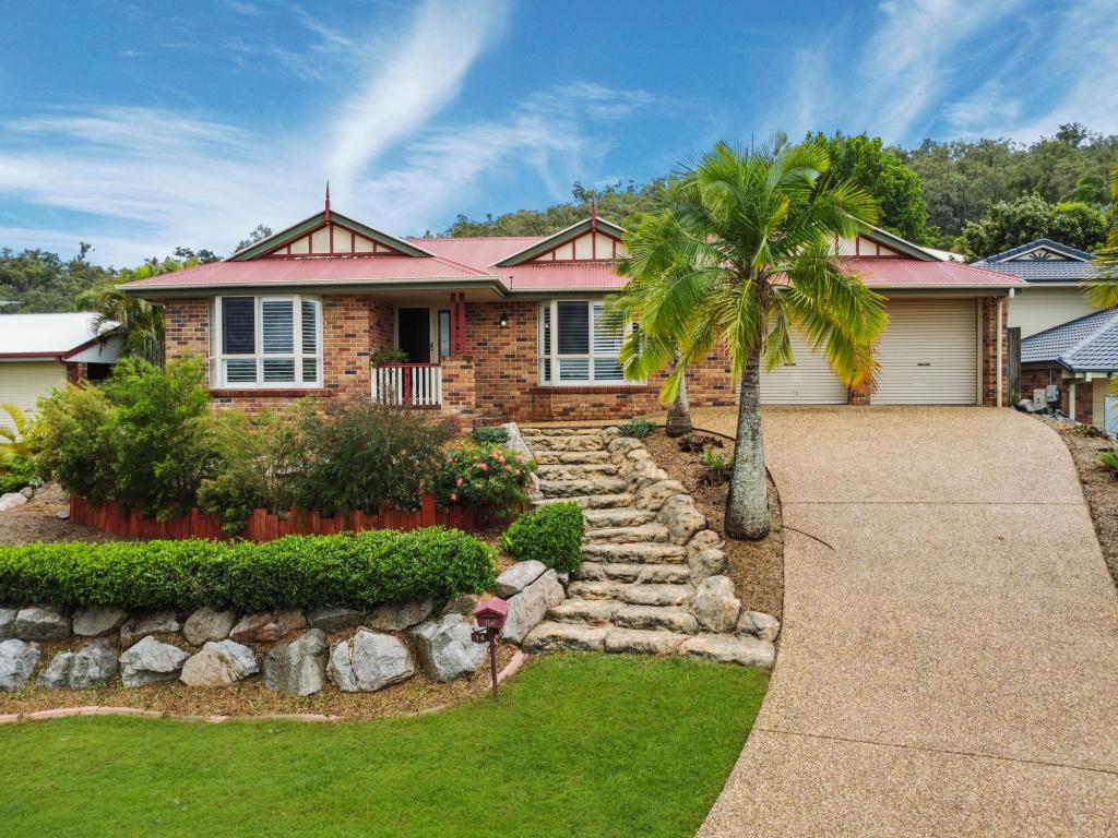 14 Peace Ct, Mount Warren Park, QLD 4207