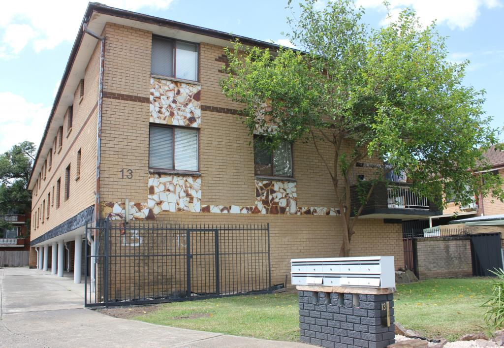 2/13 Pevensey St, Canley Vale, NSW 2166