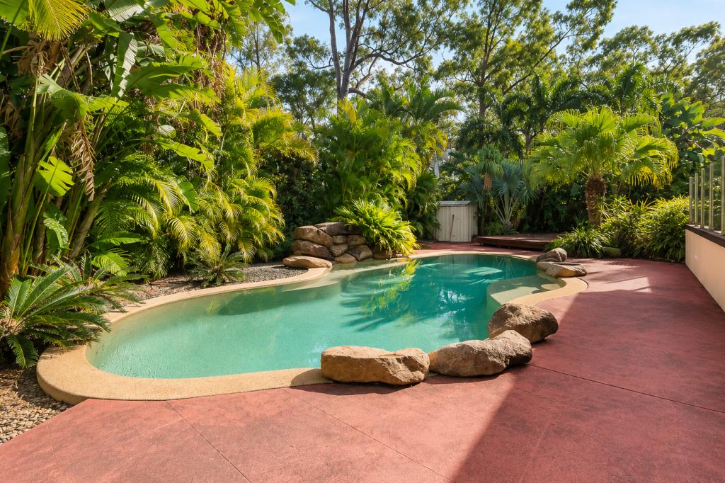 4 ADINA CT, SPRINGFIELD LAKES, QLD 4300