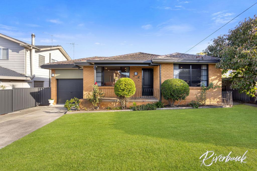 21 YOOGALI ST, MERRYLANDS, NSW 2160