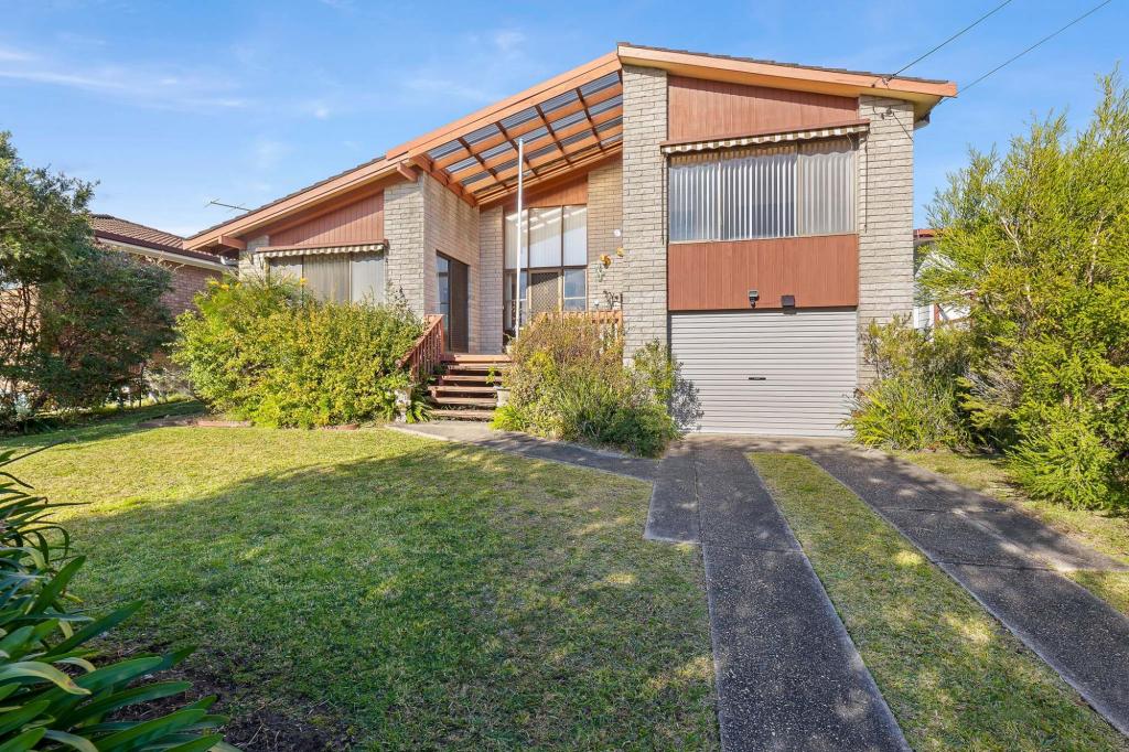 8 PLEASANT PL, TUROSS HEAD, NSW 2537