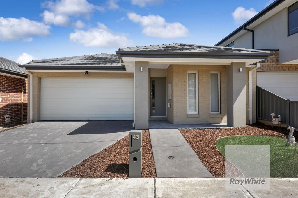 43 RIHANNA ST, GREENVALE, VIC 3059