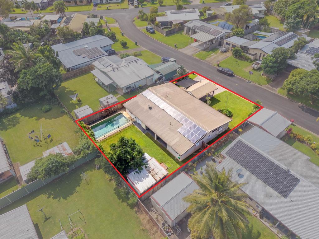 4 Ixora Ct, Mooroobool, QLD 4870