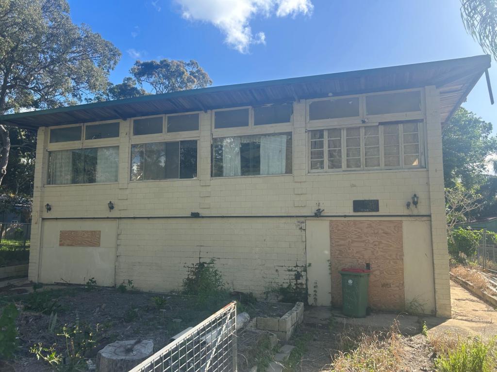 35 Cooee Cres, Macleay Island, QLD 4184